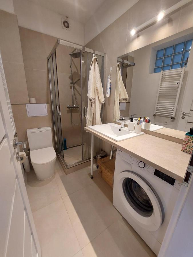 Utulny Apartman S Balkonom Apartment Bratislava Exterior photo
