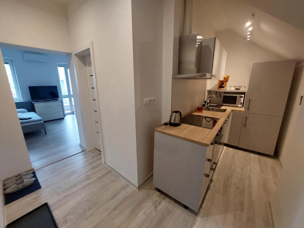 Utulny Apartman S Balkonom Apartment Bratislava Exterior photo